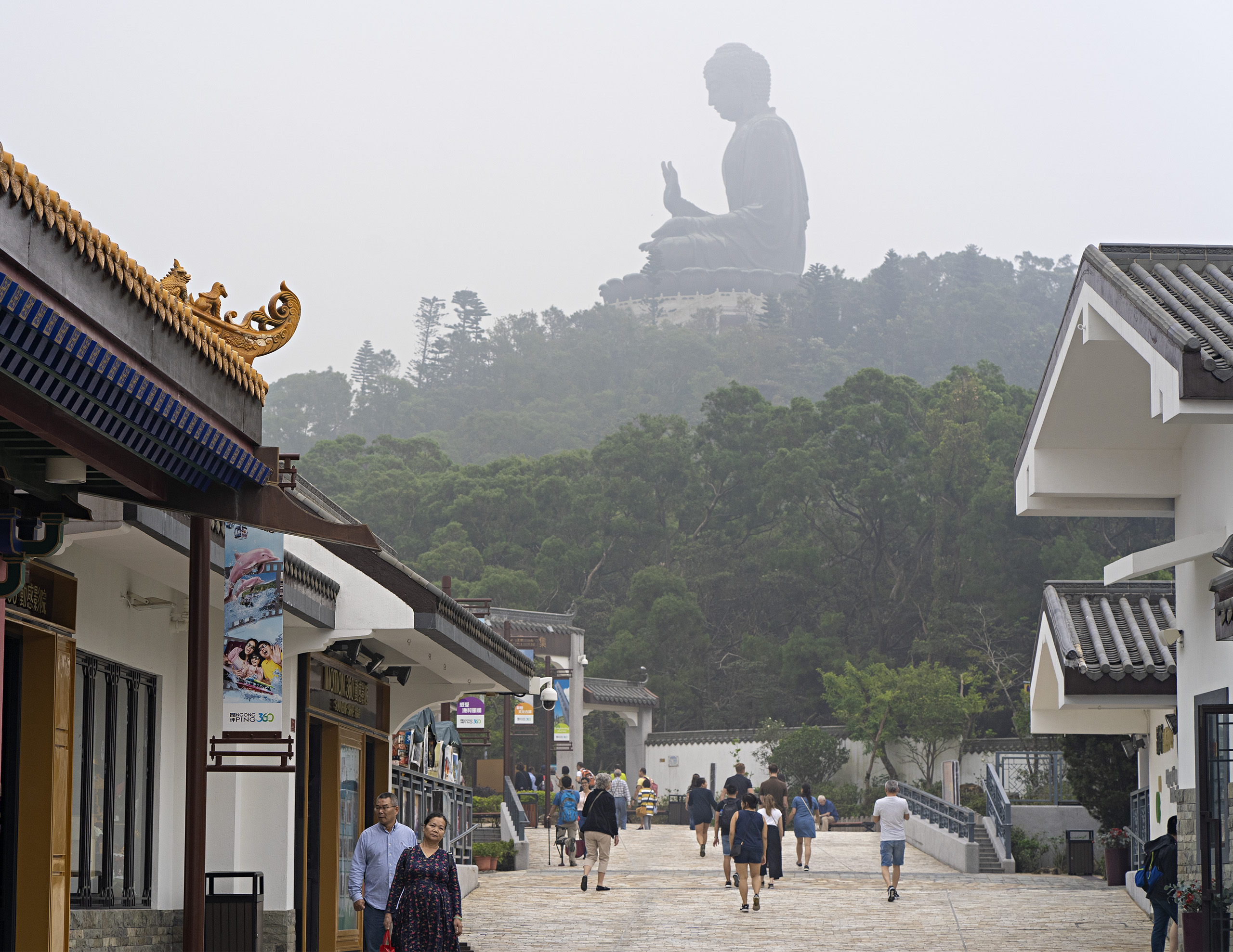 HK, TT Buddha from street