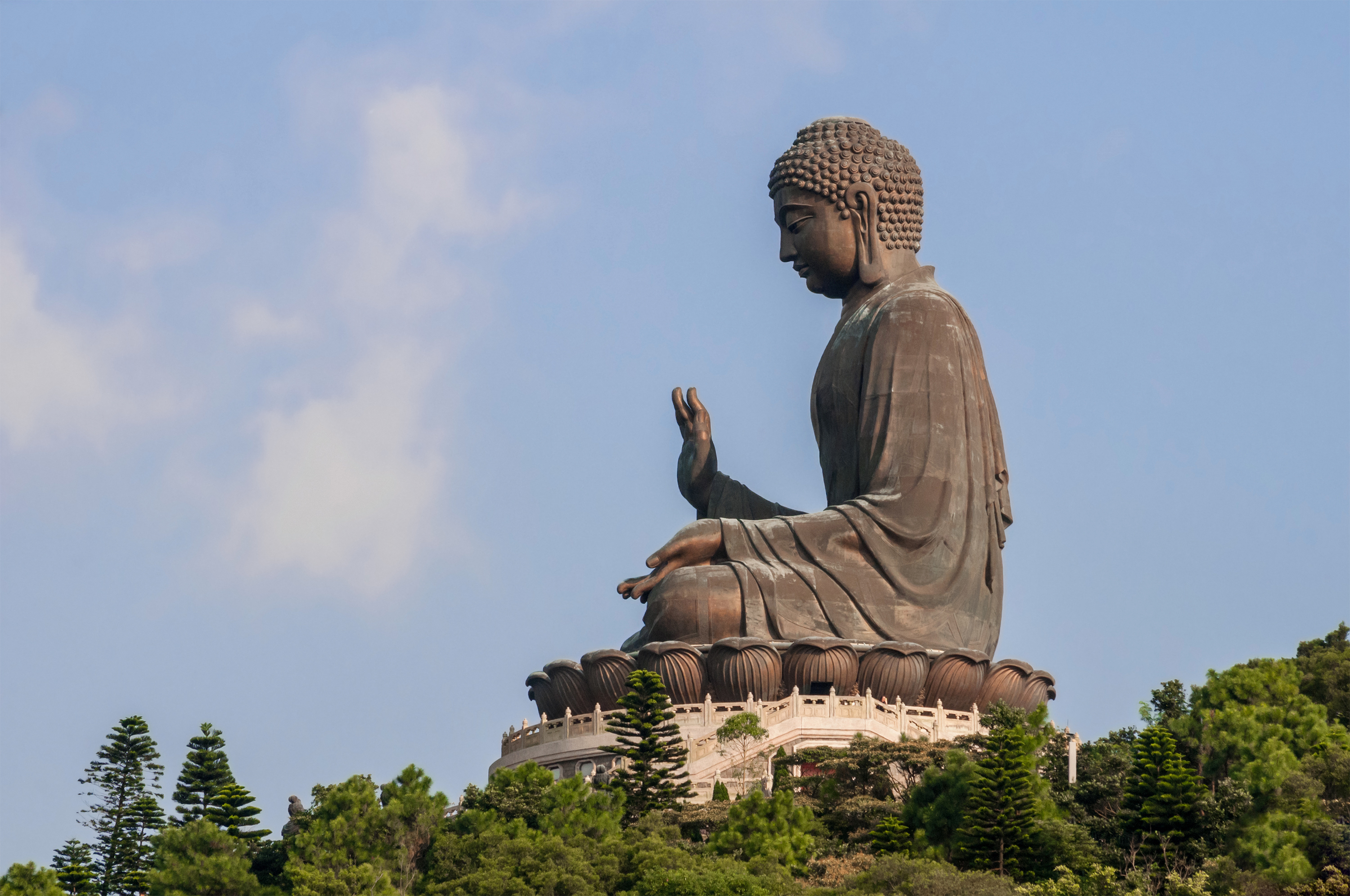 HK, Tian_Tan_Buddha_by_Beria