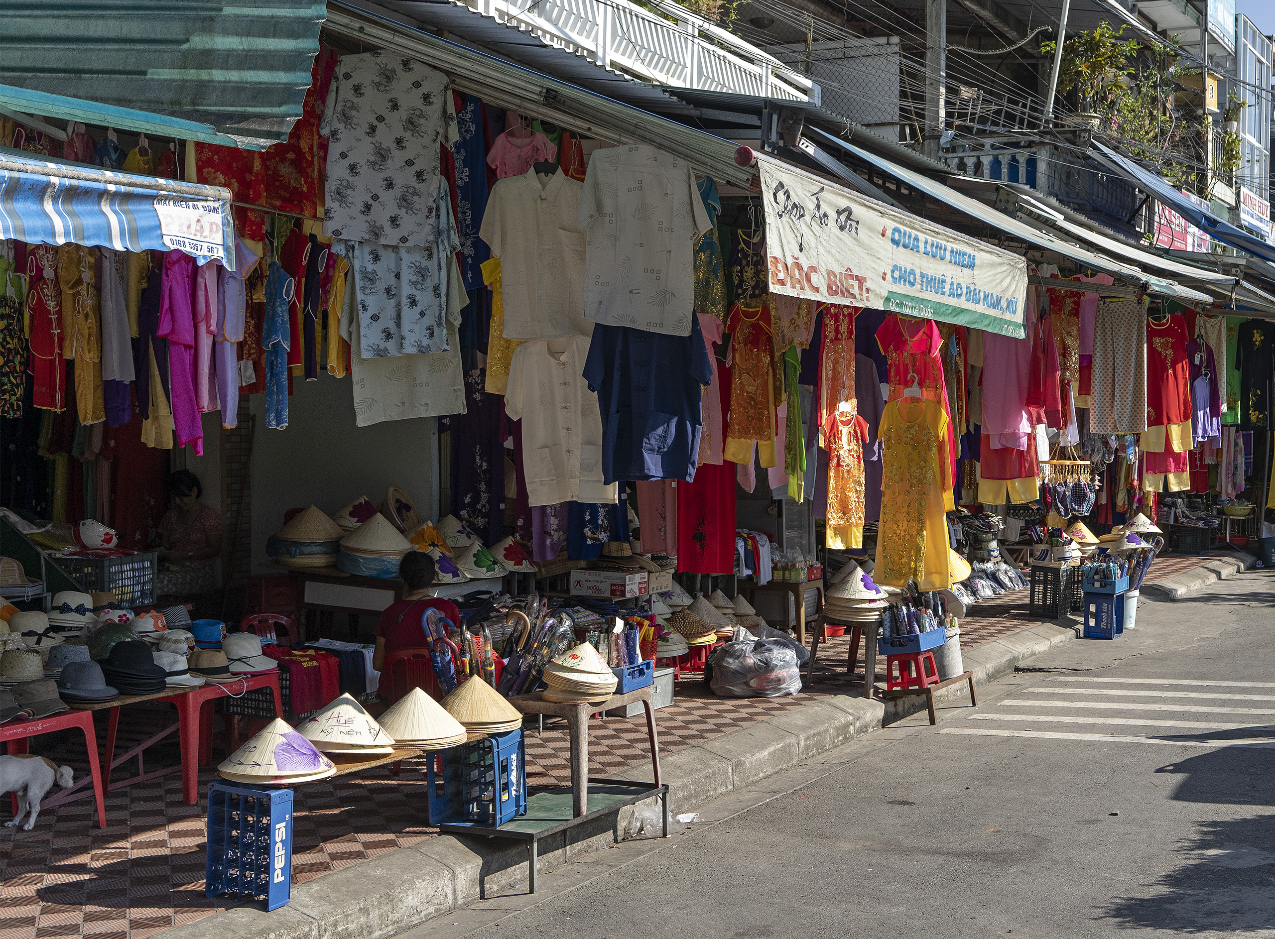 Cone hat shop