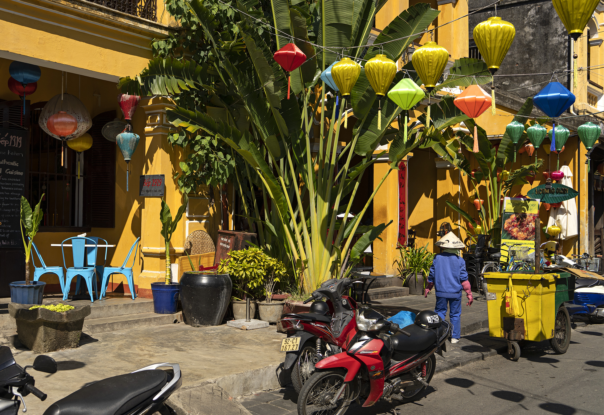 Hoi An, street scene